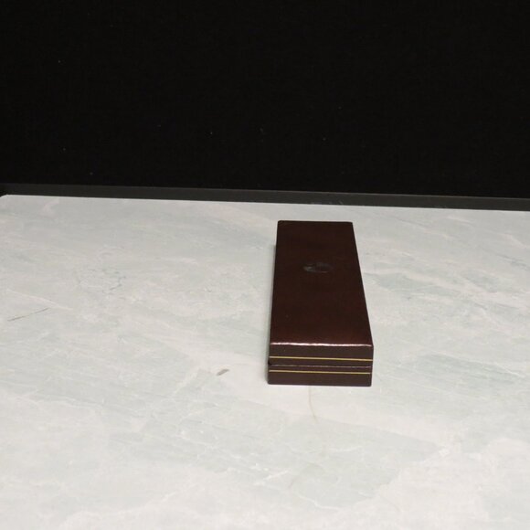 Classic Jeweler's Jewelry Box - Picture 3 of 7